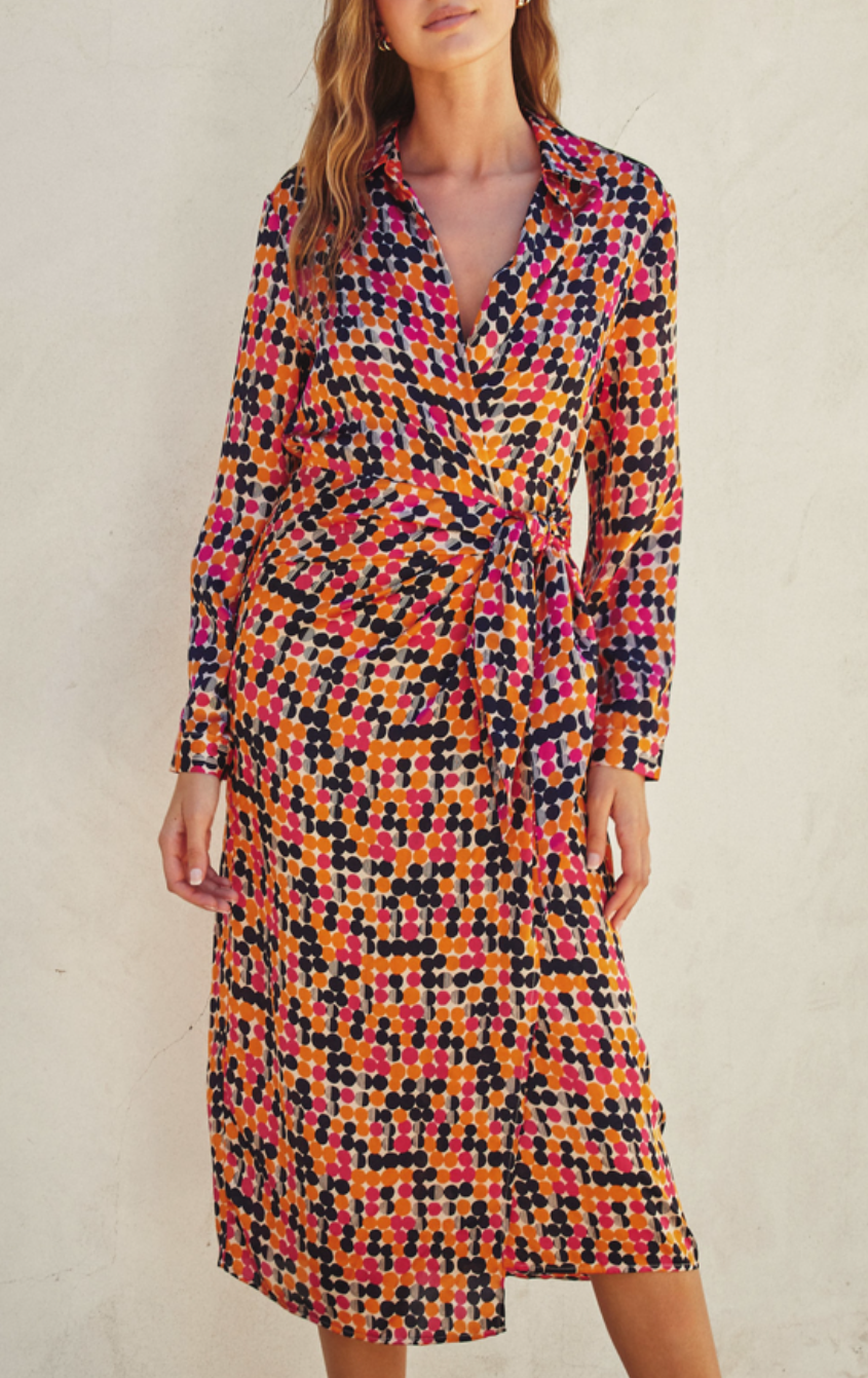 Geometric Print Shirt Dress in a Wrap Design Medium / Orange