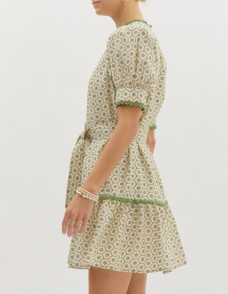 Green Printed Short Puff Sleeve Mini Pullover Dress Featuring Scallop Trim Accents