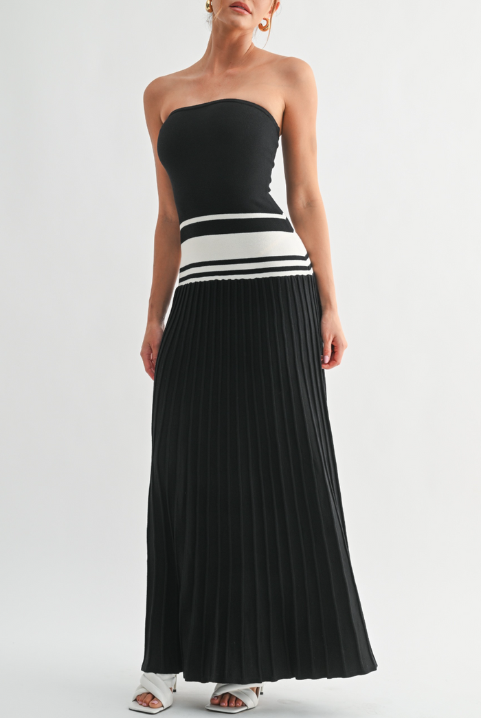 Sculpted Pleat Knit Maxi Dress