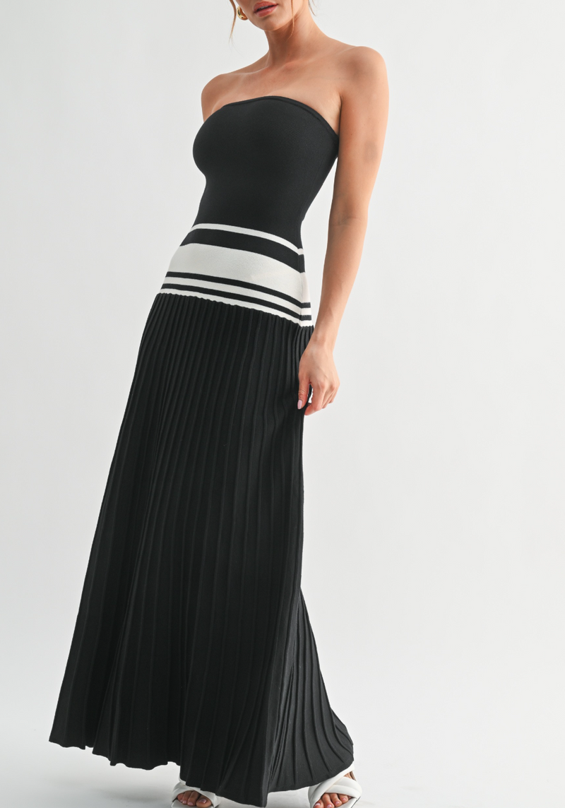 Sculpted Pleat Knit Maxi Dress