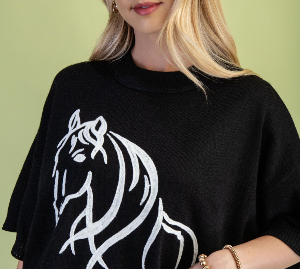 Horse Motif Sweater with Elbow Length Sleeves