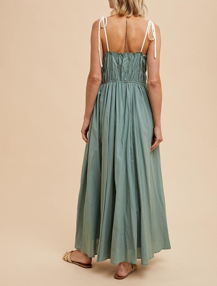 Contrast Trim Maxi Dress