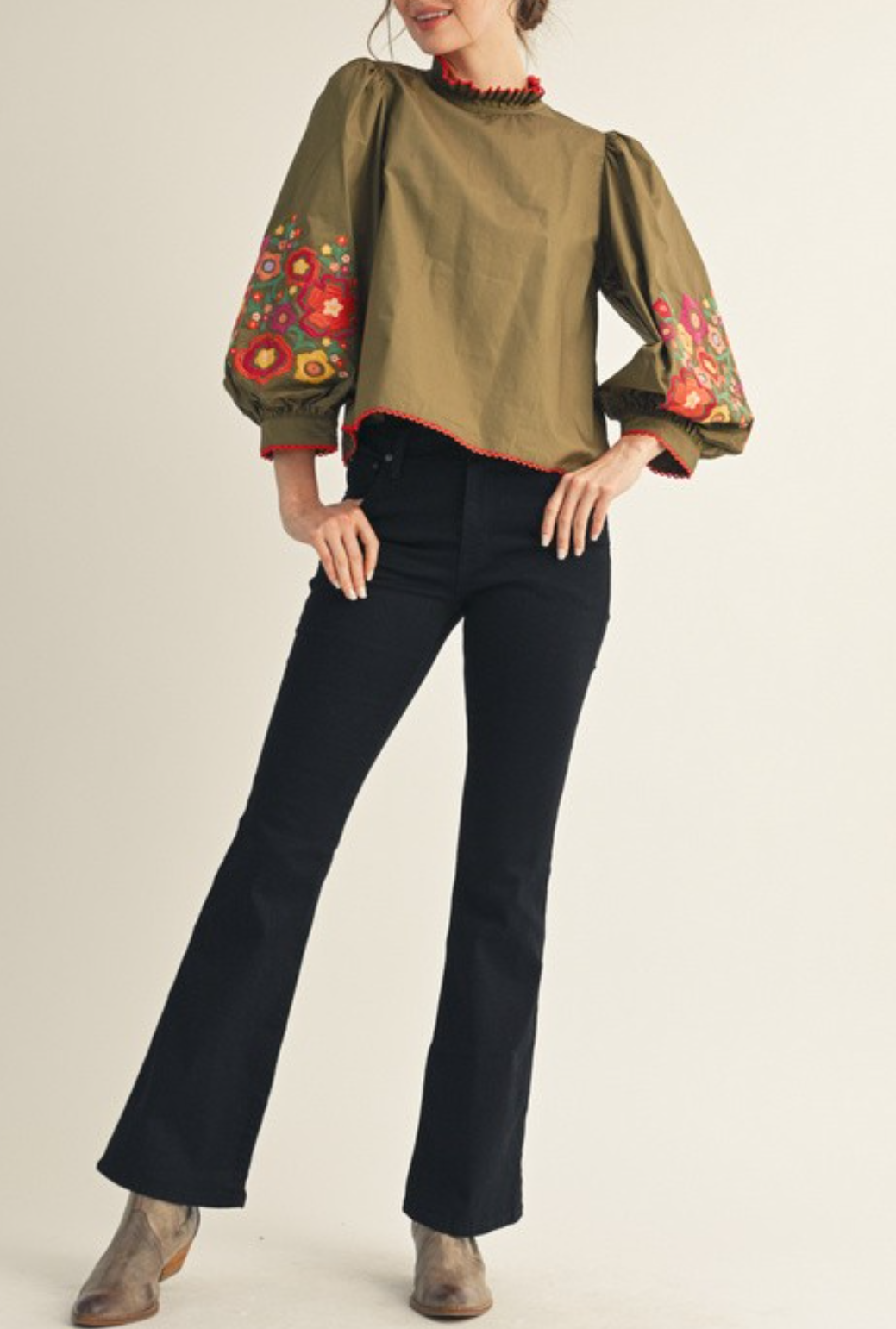 Lace Trim Edge Detail Embroidered Top