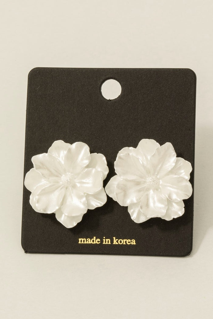 Acrylic Flower Stud Earrings