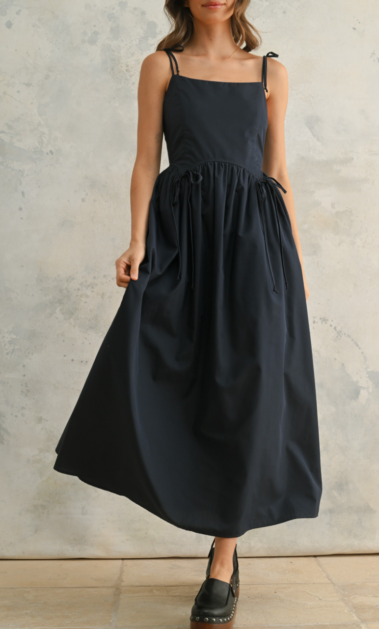 Bow Tie Front Detail Dress