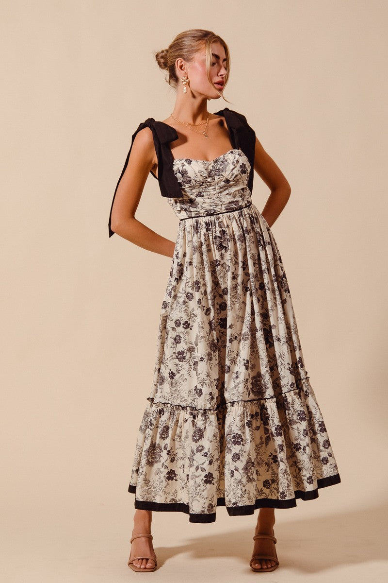 Flowy Floral Feminine Dress with Contrast